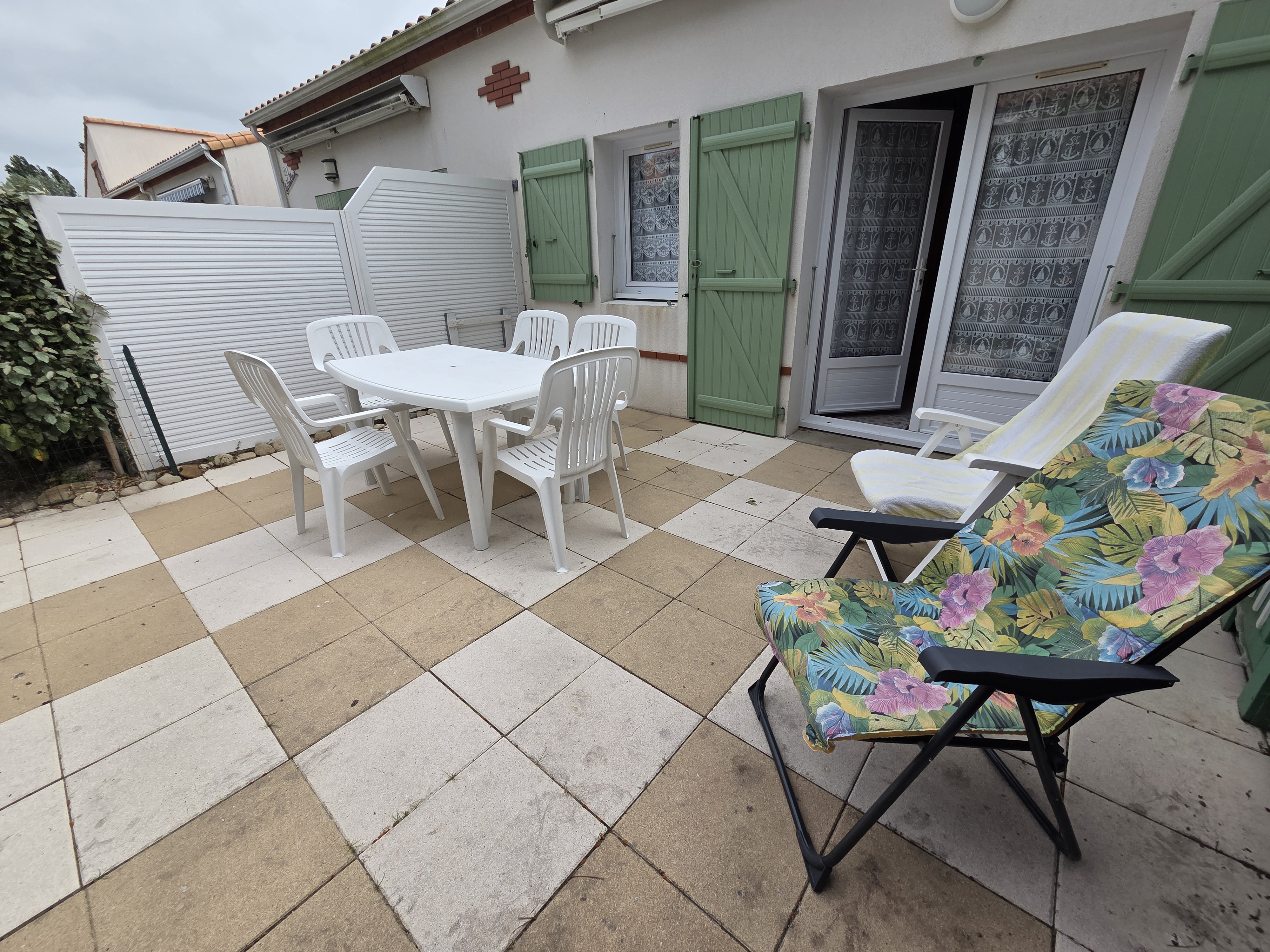 Maisonnette 5 couchages dans résidence avec Piscine collective !